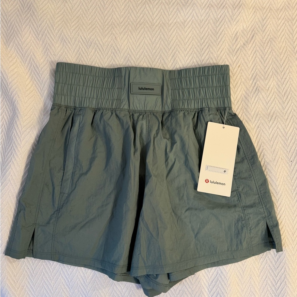lululemon athletica Green Women's Shorts